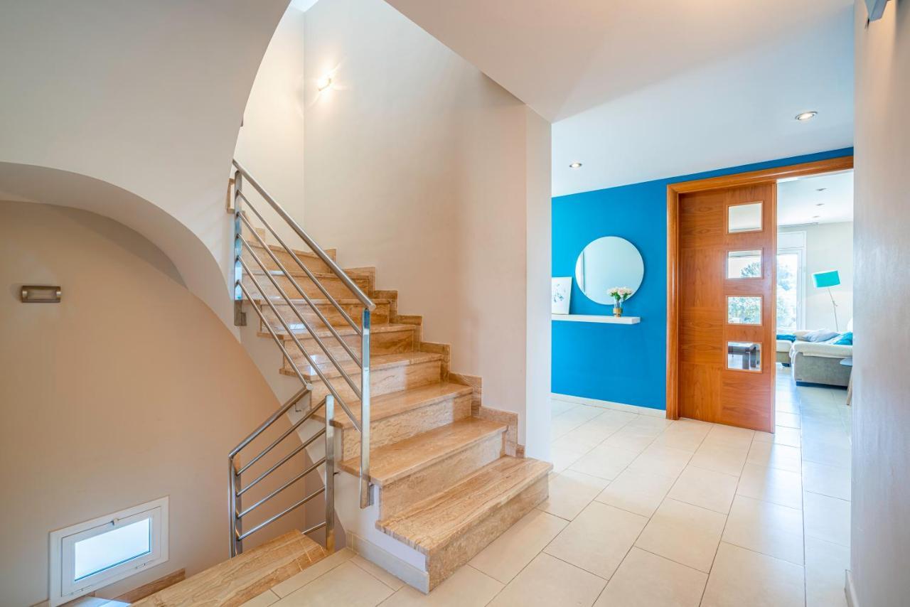 Vila Casa Familiar Con Piscina Llica d'Amunt Exteriér fotografie