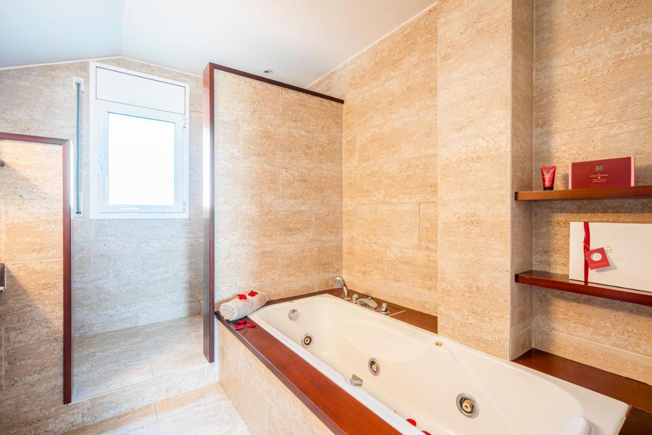 Vila Casa Familiar Con Piscina Llica d'Amunt Exteriér fotografie
